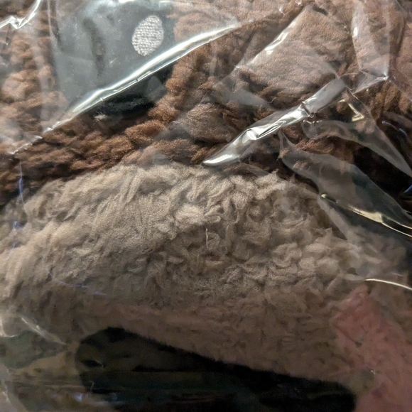 Sherpa Bear Onesie UNISEX Large - Picture 9 of 11